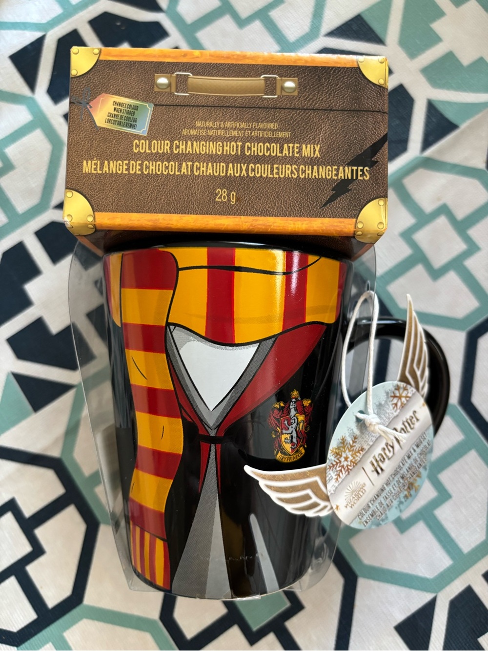 Harry Potter Gryffindor Colour-Changing Hot Chocolate Mug - Black/Red/Yellow